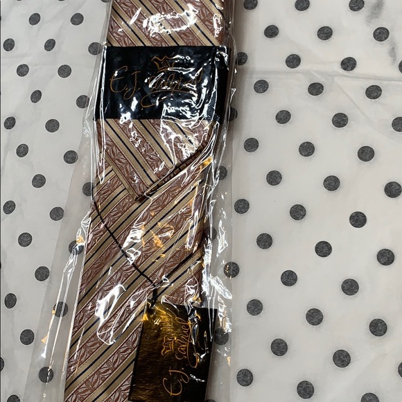 EJ Samuel Necktie With Handkerchief - Picture 2 of 4